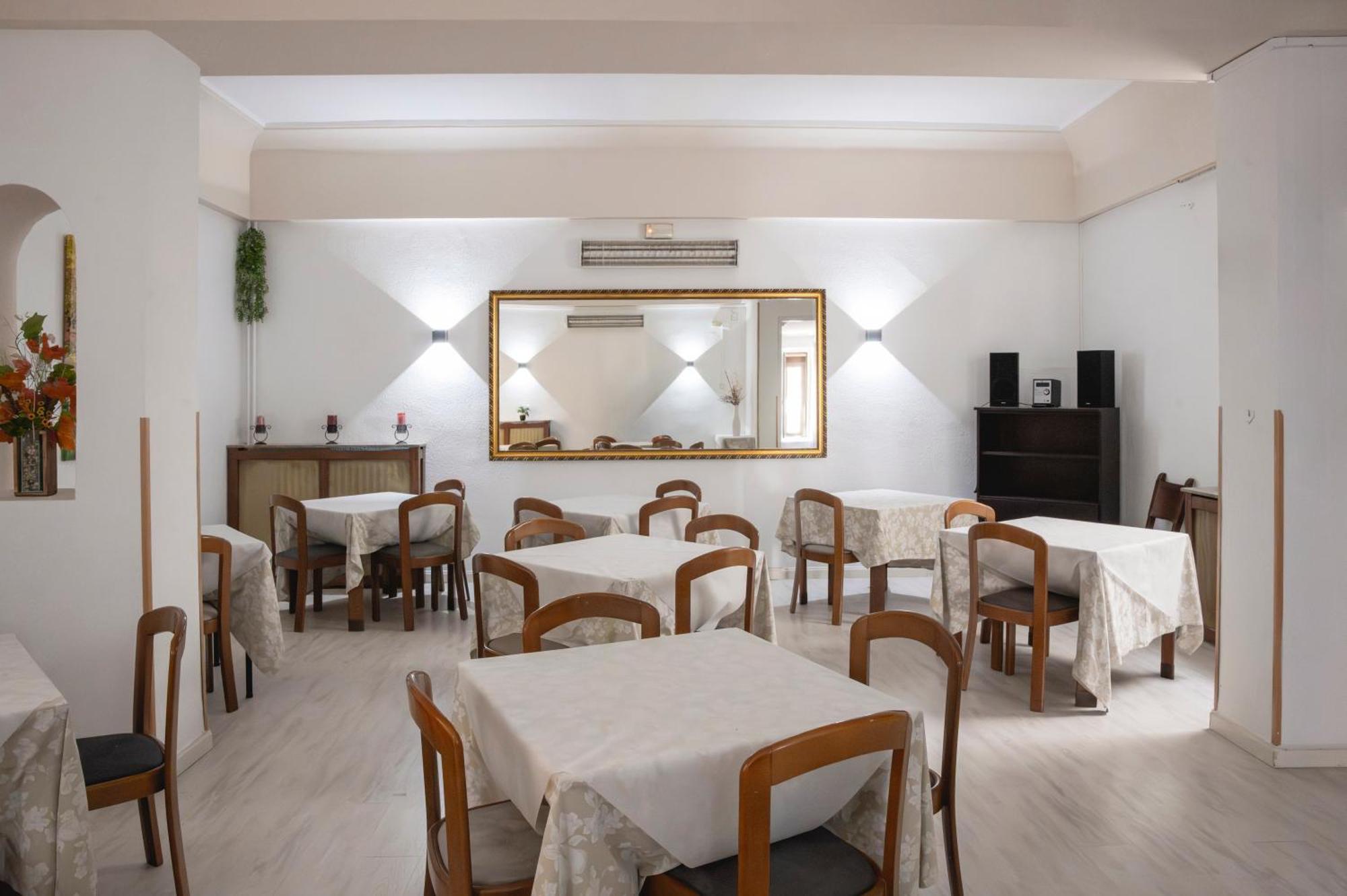 Hotel Pedro Torres كوينكا المظهر الخارجي الصورة