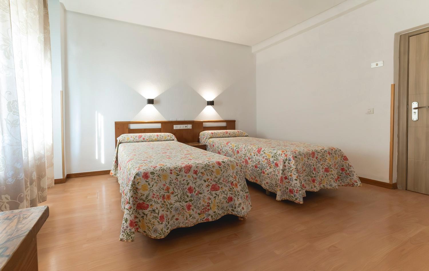 Hotel Pedro Torres كوينكا المظهر الخارجي الصورة
