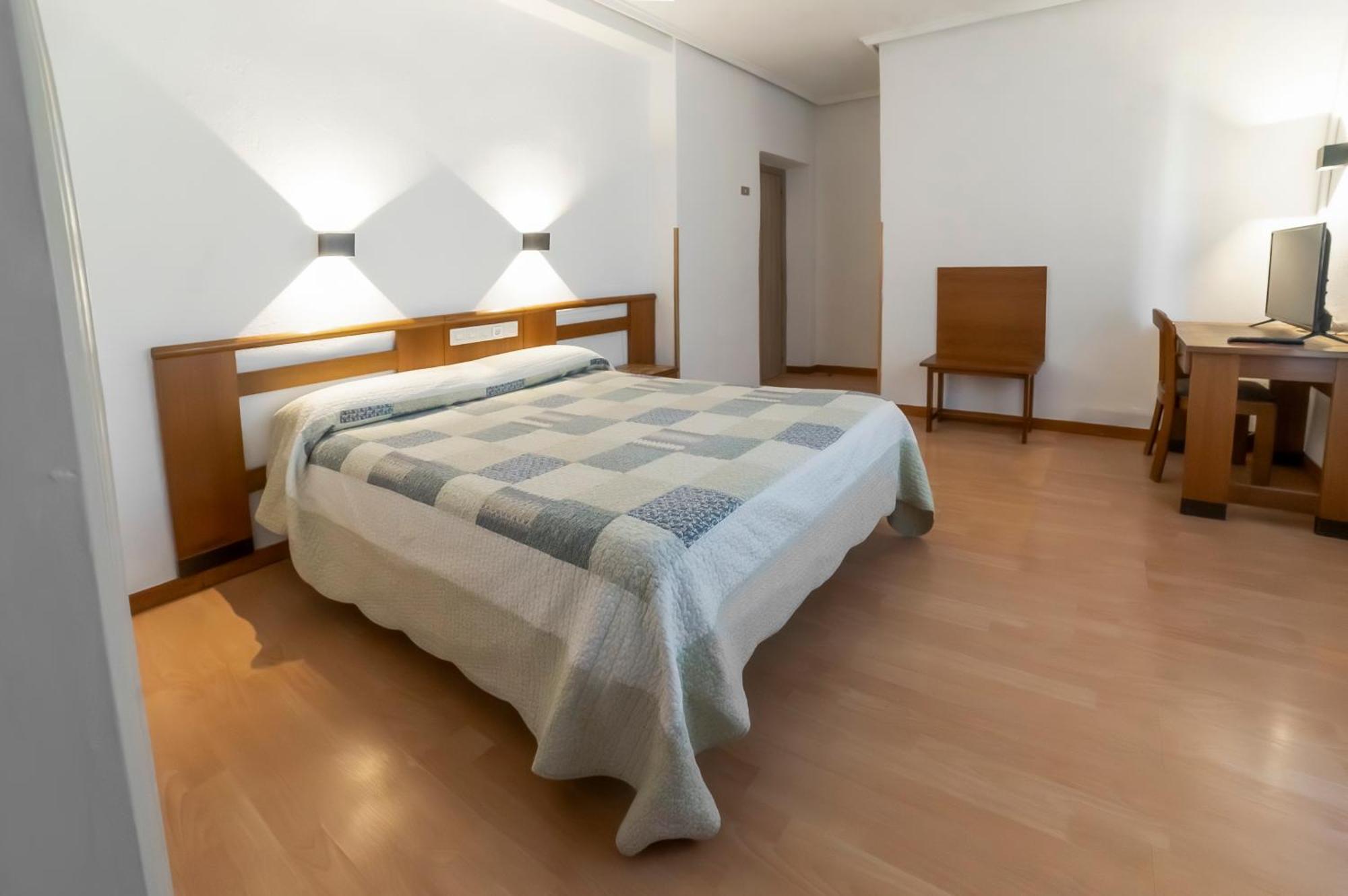 Hotel Pedro Torres كوينكا المظهر الخارجي الصورة